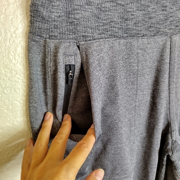 ATHLETA Venice mid rise grey joggers sz L - Picture 5 of 9